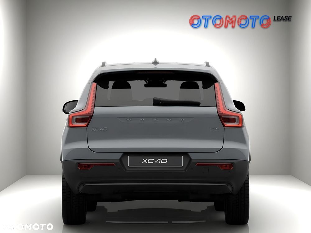 Volvo XC 40 B3 Plus Dark - 7
