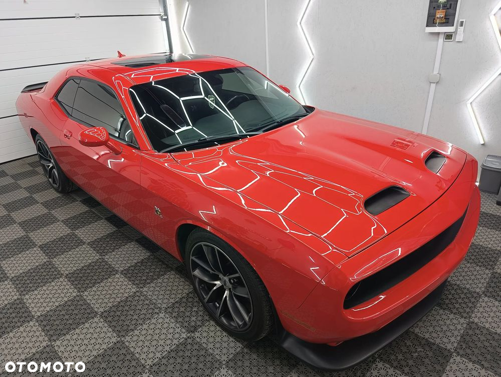 Dodge Challenger 6.4 Scat Pack - 29