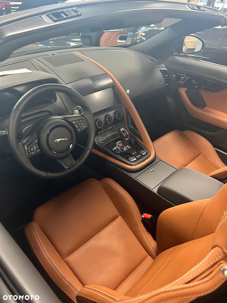 Jaguar F-Type P450 AWD R-Dynamic - 36