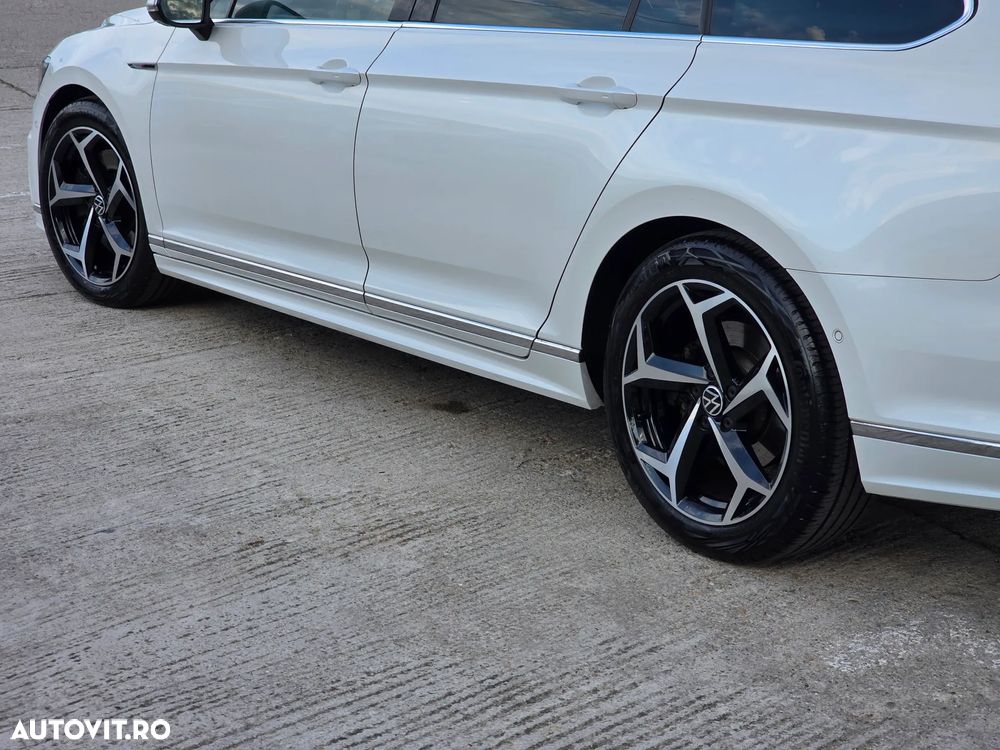 Volkswagen Passat 2.0 TDI SCR 4Motion DSG Highline - 23