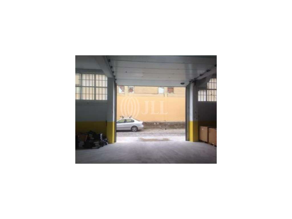 Armazém no Prior Velho, Loures - Grande imagem: 5/5