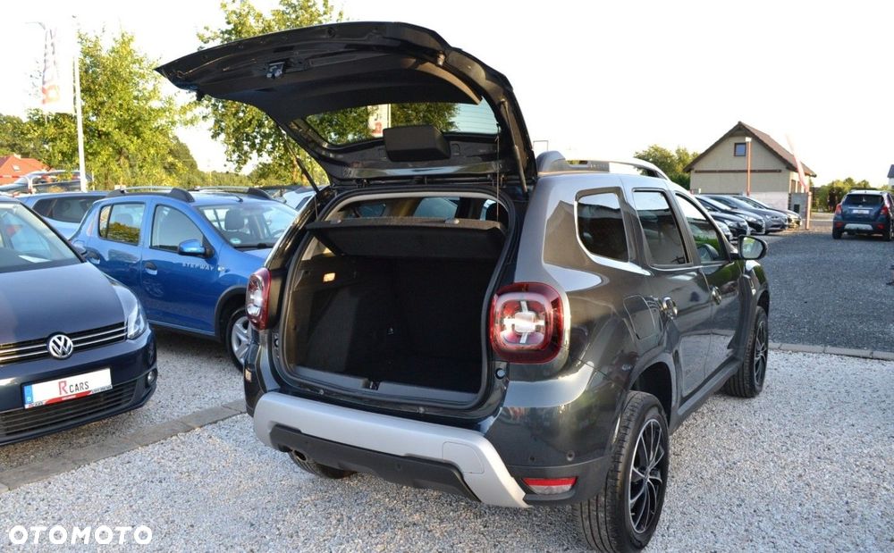 Dacia Duster TCe 150 2WD GPF Celebration - 9