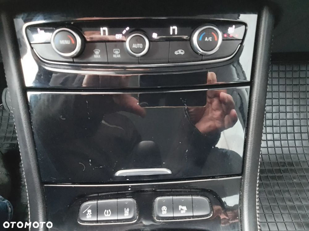 Opel Grandland X 1.2 T Enjoy S&S - 21