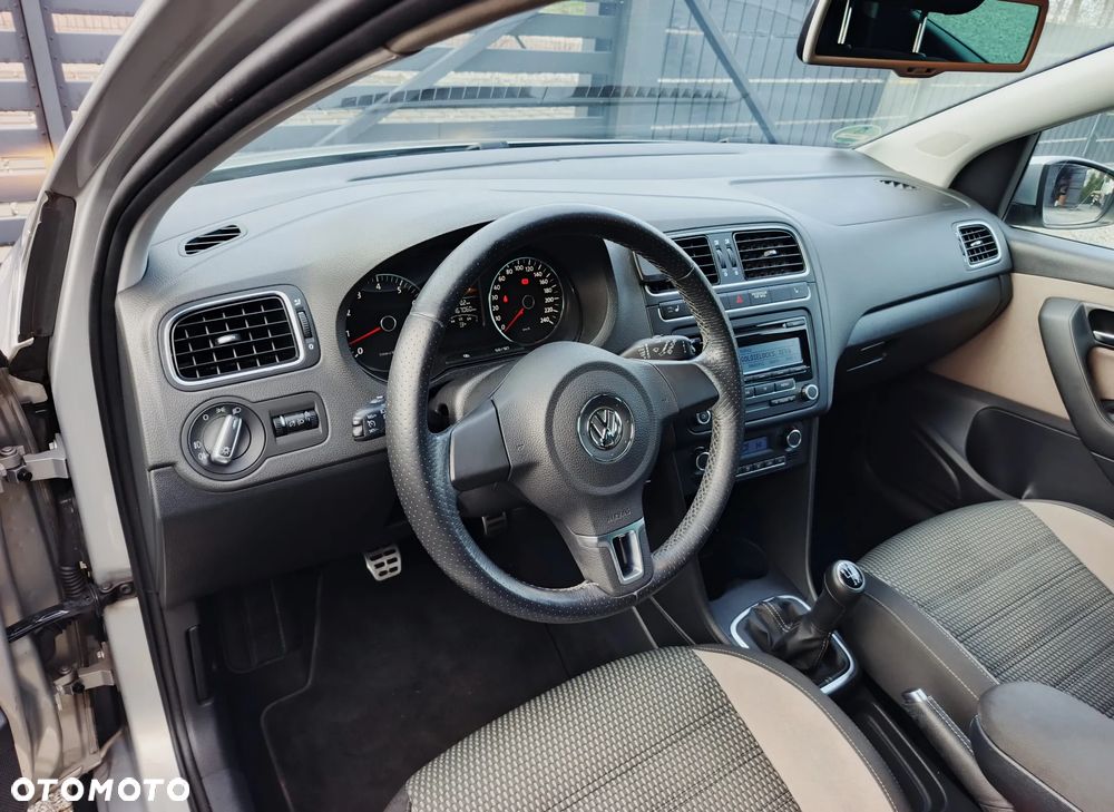 Volkswagen Polo 1.2 TSI Cross - 17