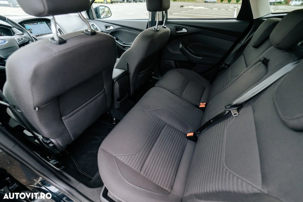 Ford Focus 1.5 TDCi Titanium - 10