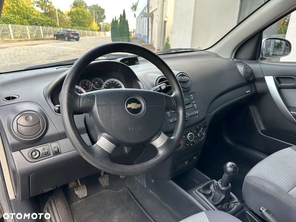 Chevrolet Aveo 1.2 - 17