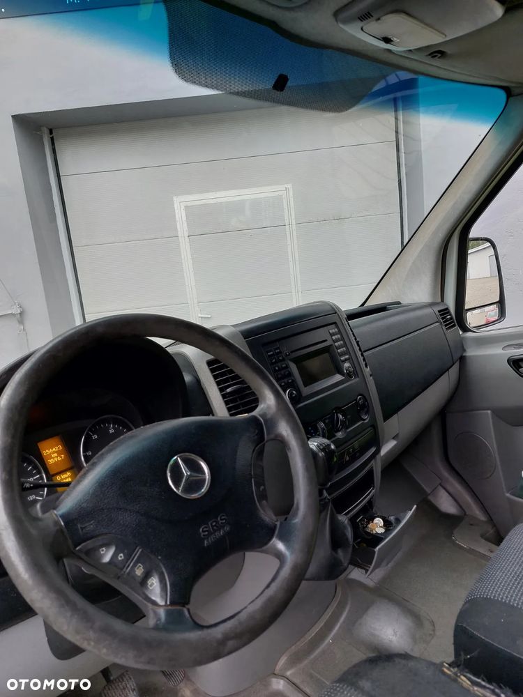 Mercedes-Benz SPRINTER - 5