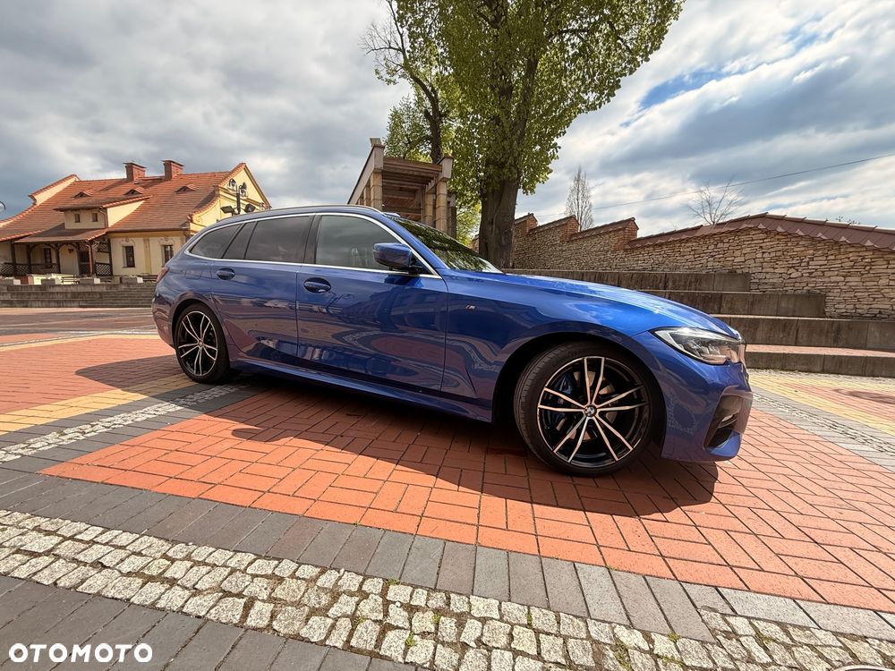 BMW Seria 3 320d xDrive M Sport - 1