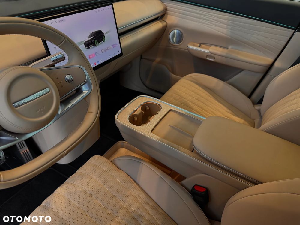 Exlantix ET 100kWh Premium AWD - 17