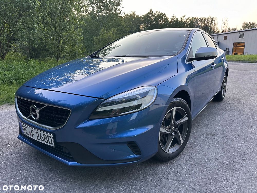 Volvo V40