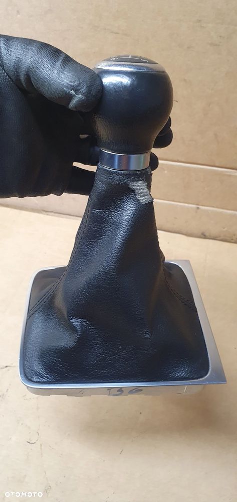 Gałka mieszek zmiany biegów VW Passat B6 3C0711113A - 3