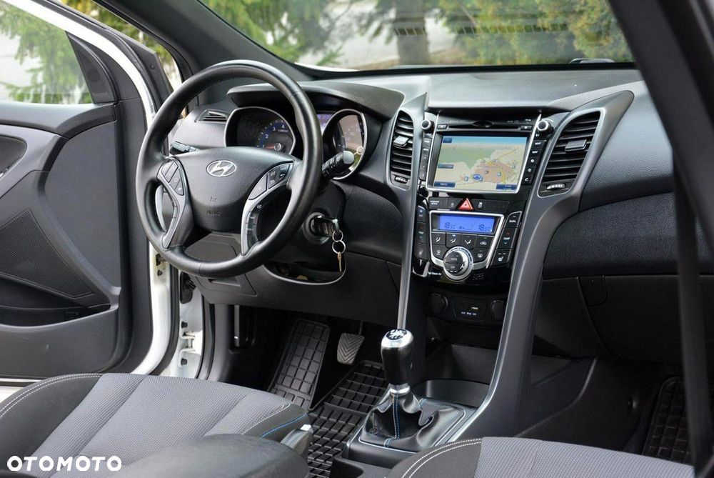 Hyundai i30 1.6 GDI BlueDrive Premium - 18