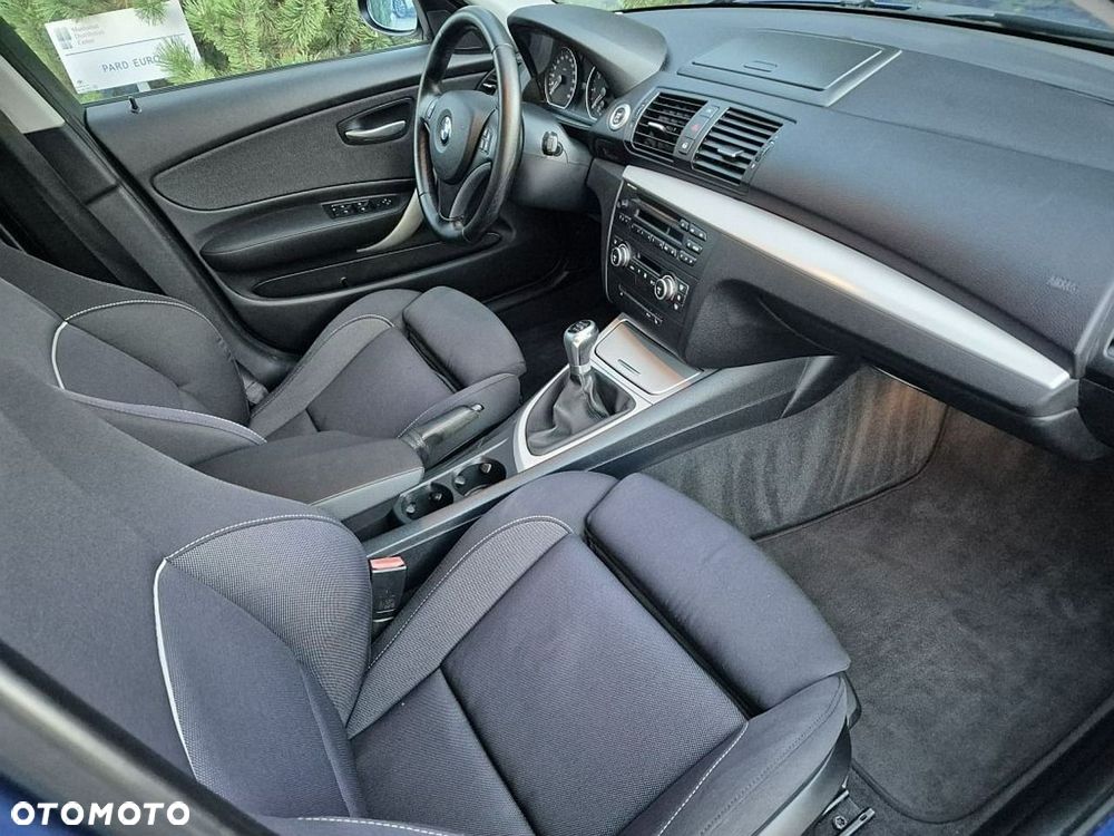 BMW Seria 1 118i Edition Sport - 18