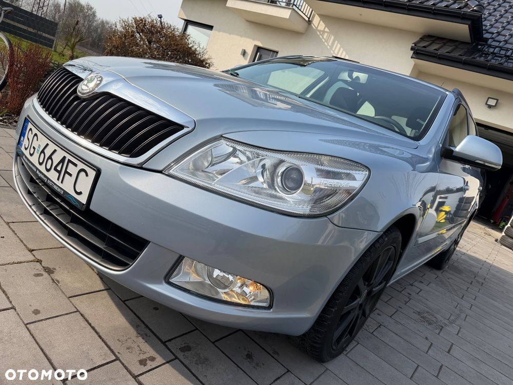 Skoda Octavia 1.6 Combi Style - 1