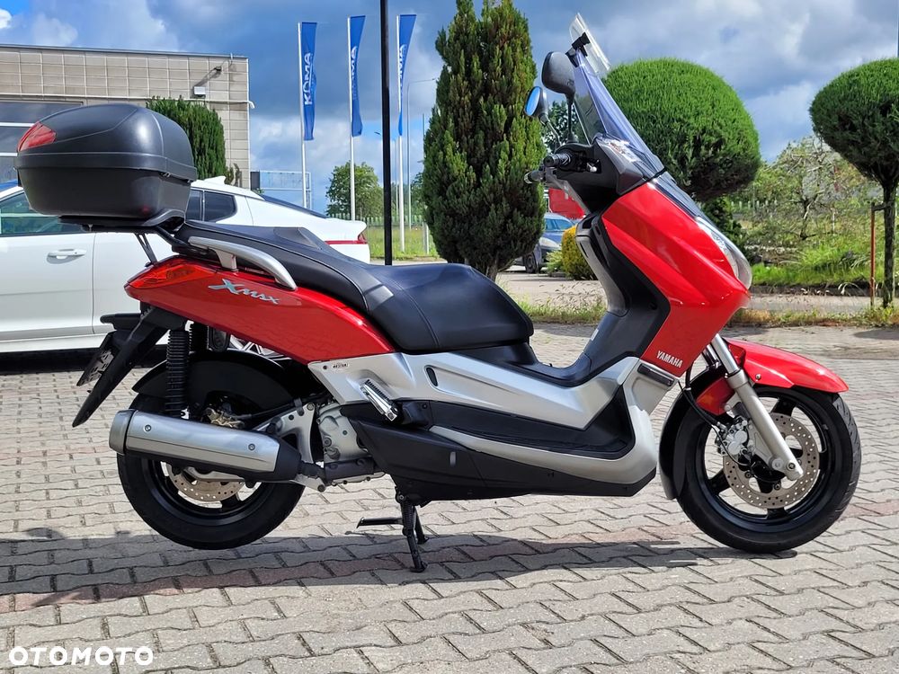 Yamaha X-max - 10