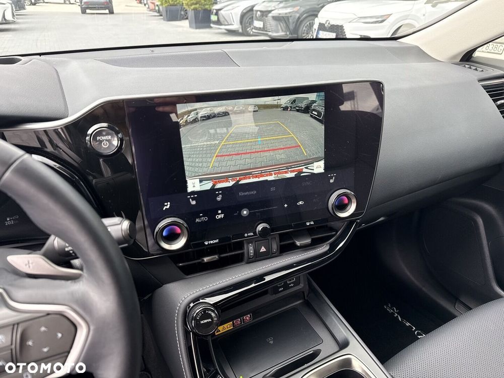 Lexus NX 350h Prestige AWD - 18