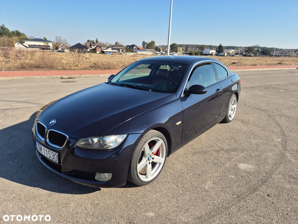 BMW Seria 3 330i - 2
