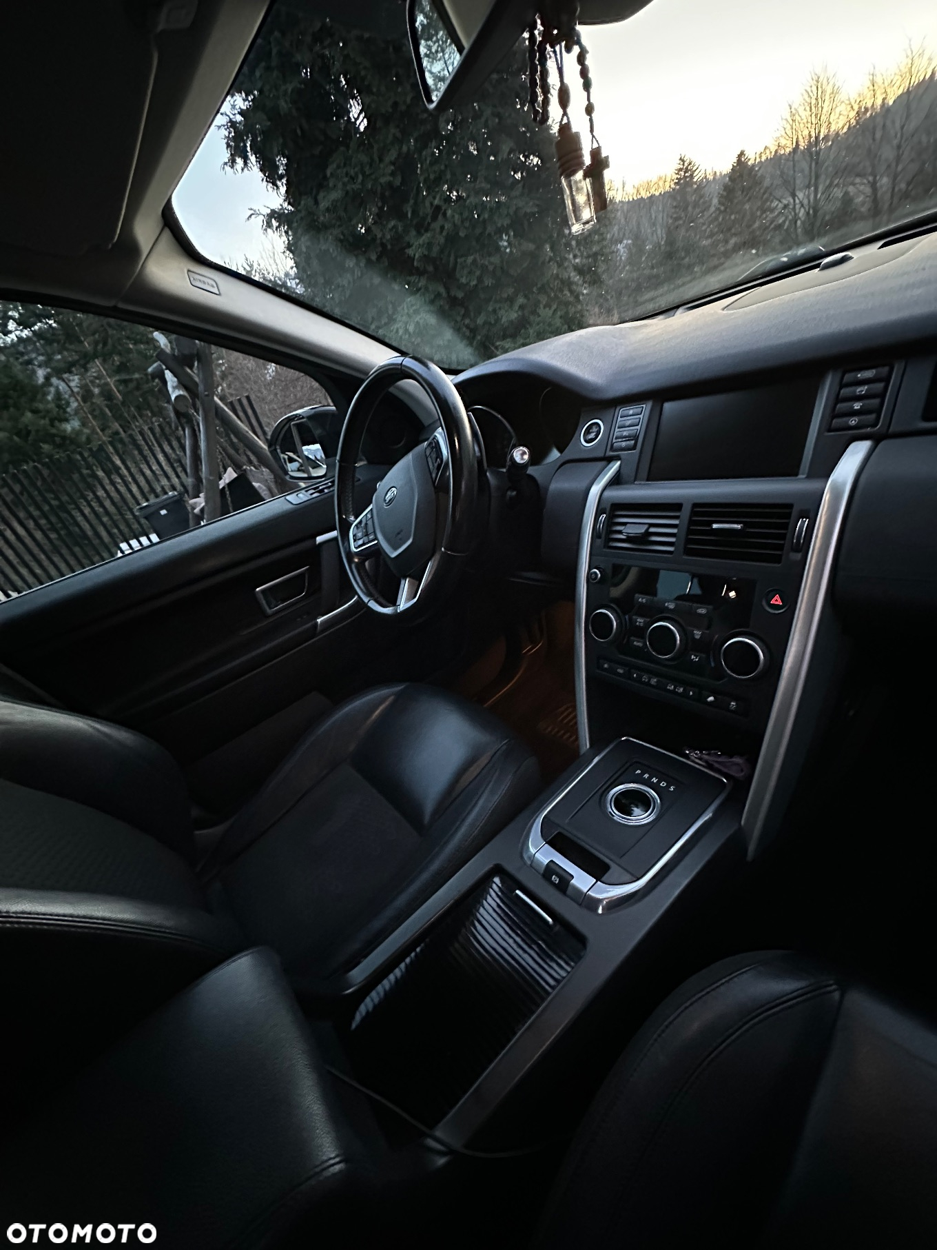 Land Rover Discovery Sport 2.0 Si4 HSE Luxury - 19