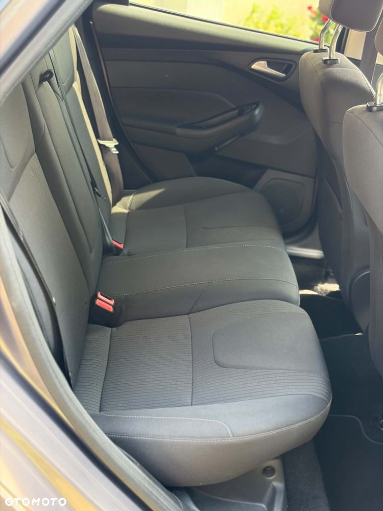 Ford Focus - 9