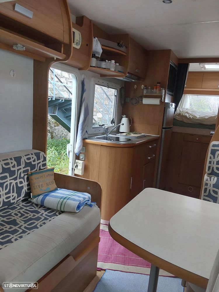 Mercedes-Benz Sprinter - 5