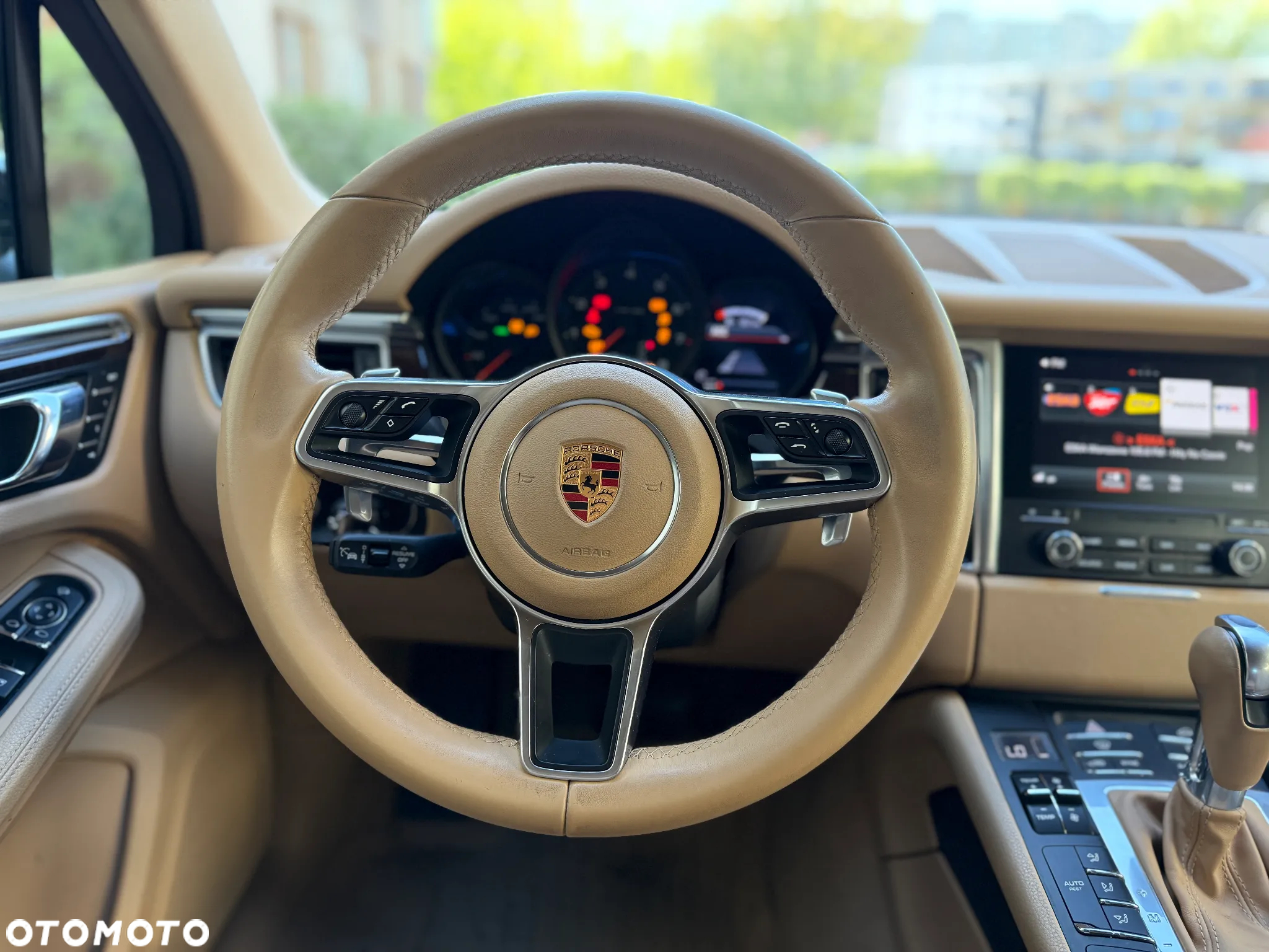 Porsche Macan - 18