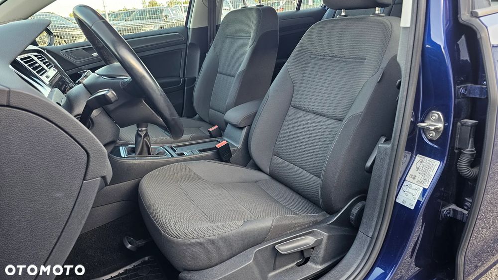 Volkswagen Golf 1.5 TSI BMT Comfortline - 15