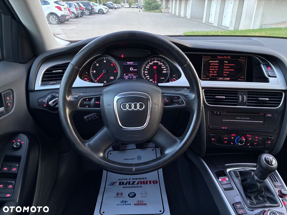 Audi A4 Avant - 8