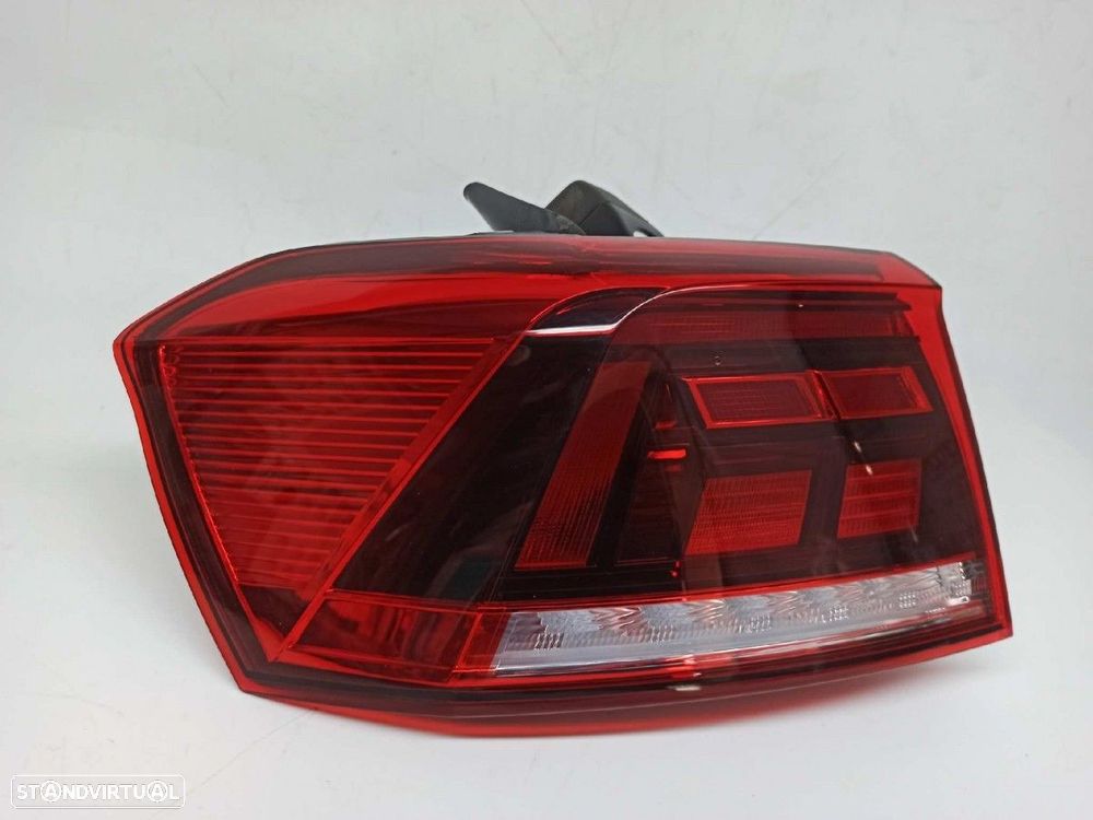 FAROLIM TRASEIRO ESQUERDO VOLKSWAGEN PASSAT VARIANT (CB5) PASSAT - 8