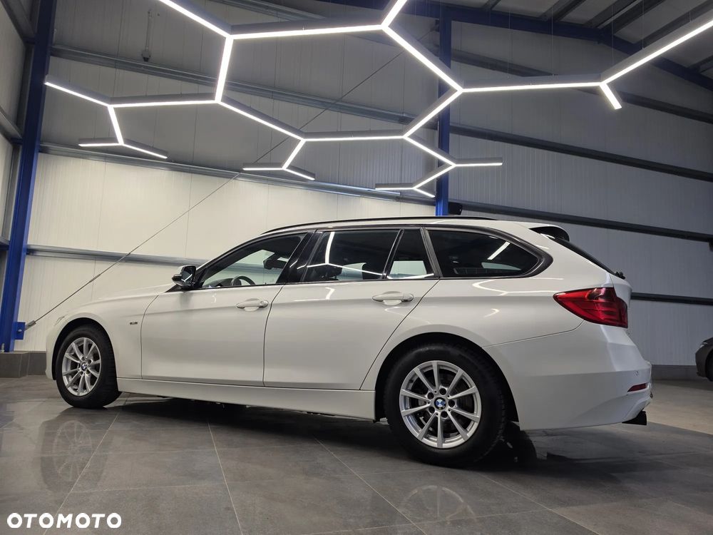 BMW Seria 3 316i Sport Line - 12