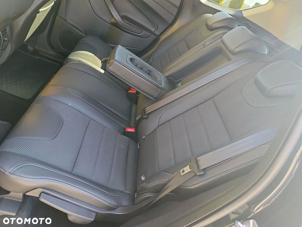 Ford Kuga 2.0 TDCi 4x4 Trend - 25