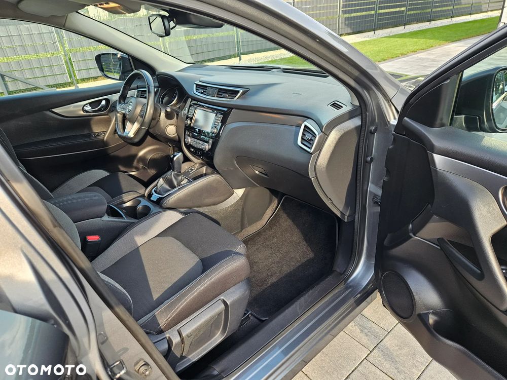 Nissan Qashqai 1.2 DIG-T N-Connecta Xtronic EU6 - 10