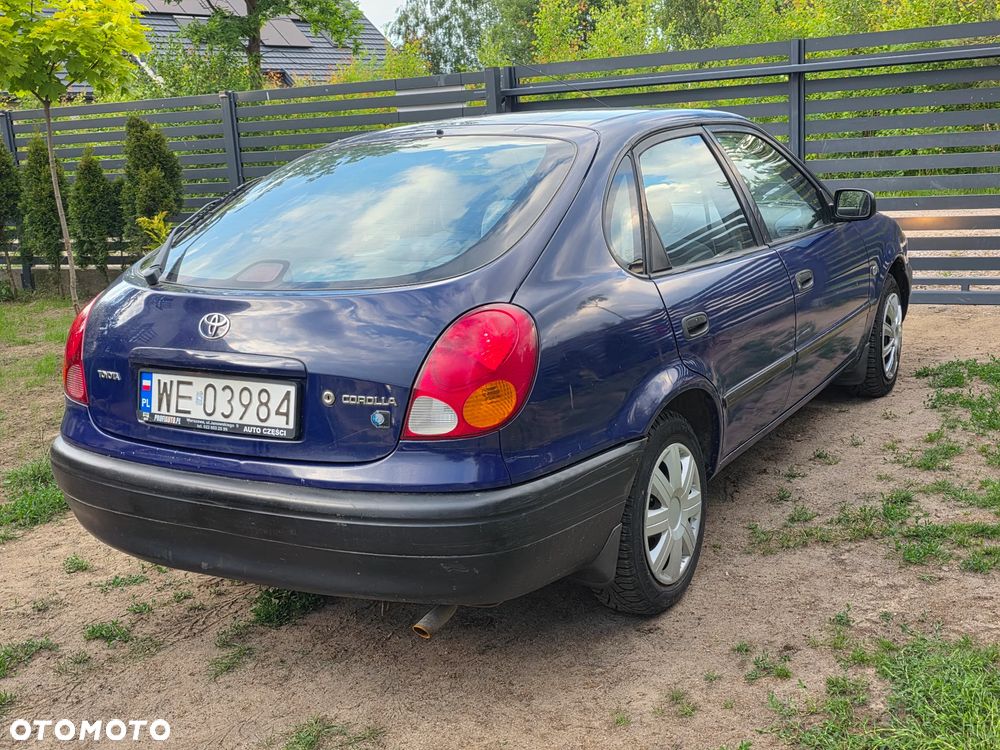Toyota Corolla 1.6 Terra1 - 2
