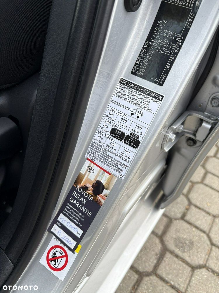 Toyota Auris - 25