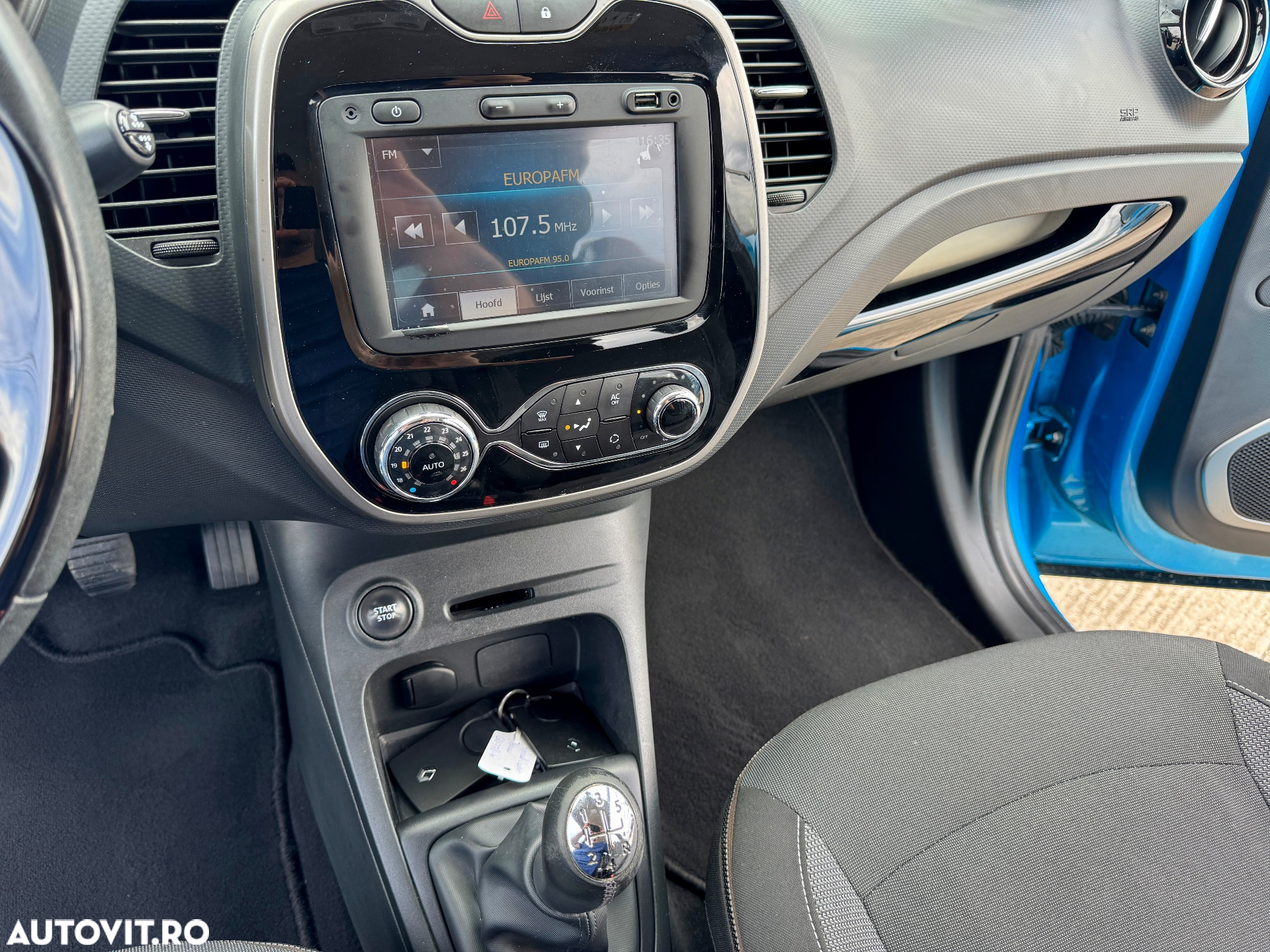 Renault Captur - 21