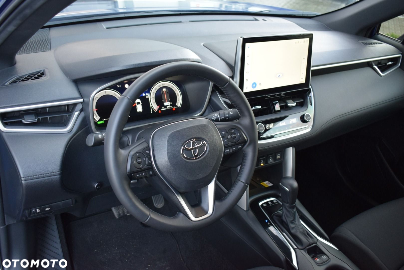 Toyota Corolla Cross - 13