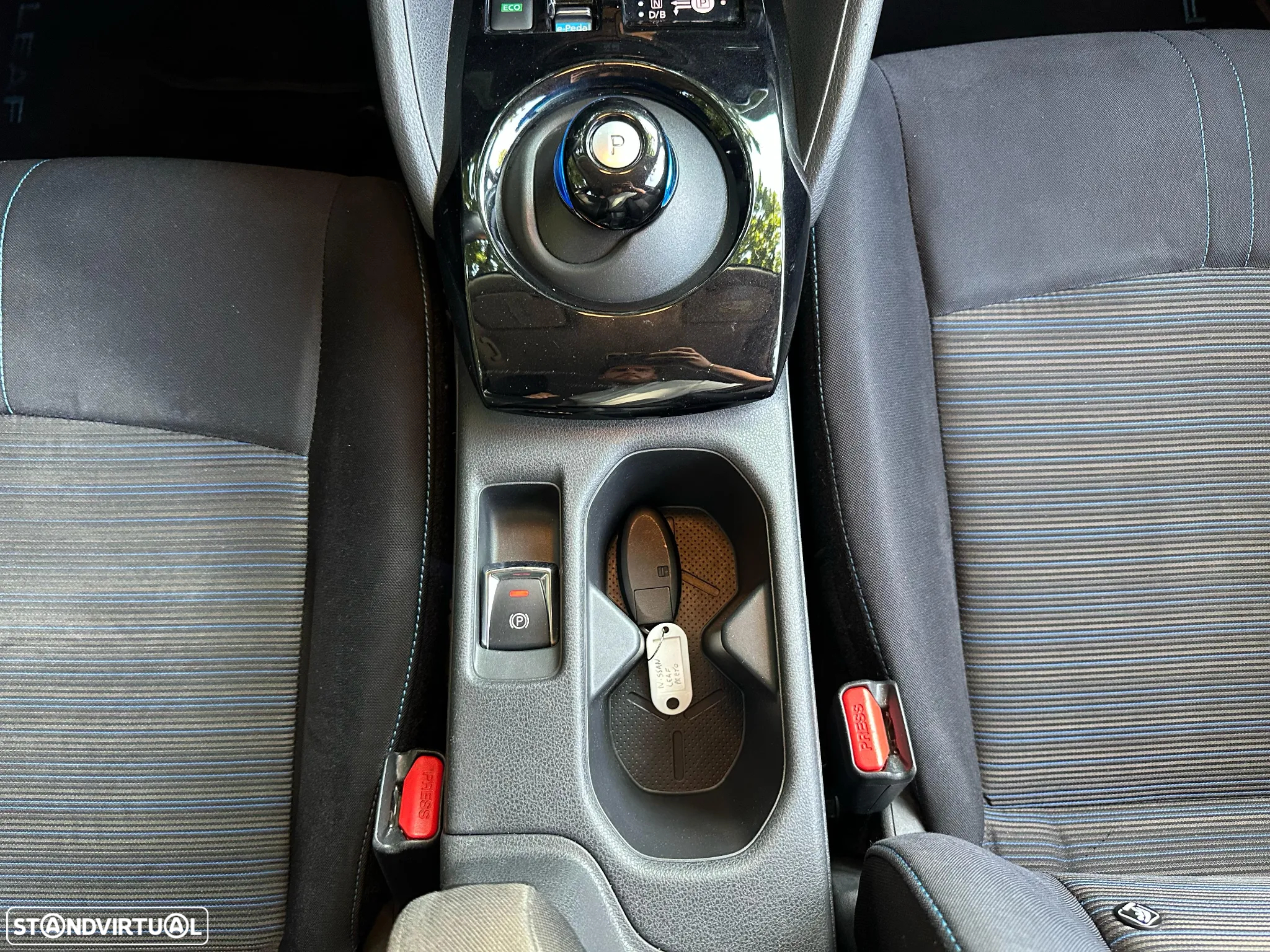 Nissan Leaf Tekna Two Tone+ProPilot Park - 33