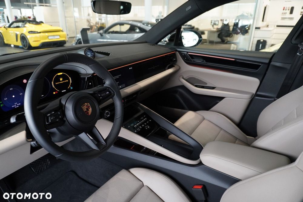 Porsche Macan - 20