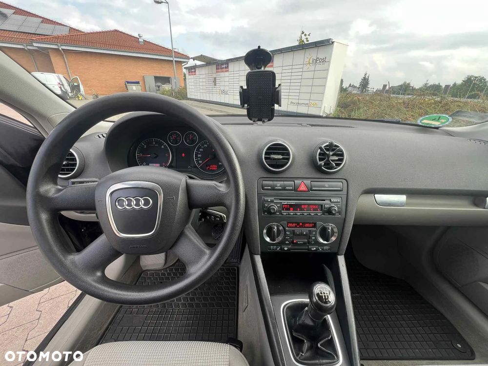 Audi A3 2.0 TDI Ambiente - 7
