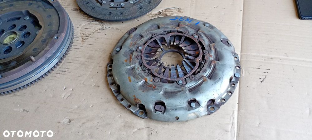 Sprzęgło tarcza docisk koło dwumas Hyundai ix35 2.0 CRDI - 4