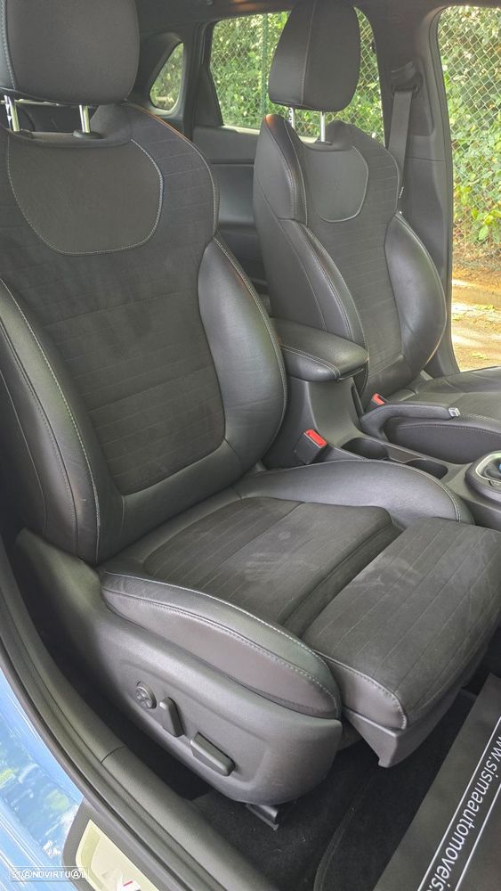 Hyundai i30 N 2.0 T-GDi Pack Performance - 23