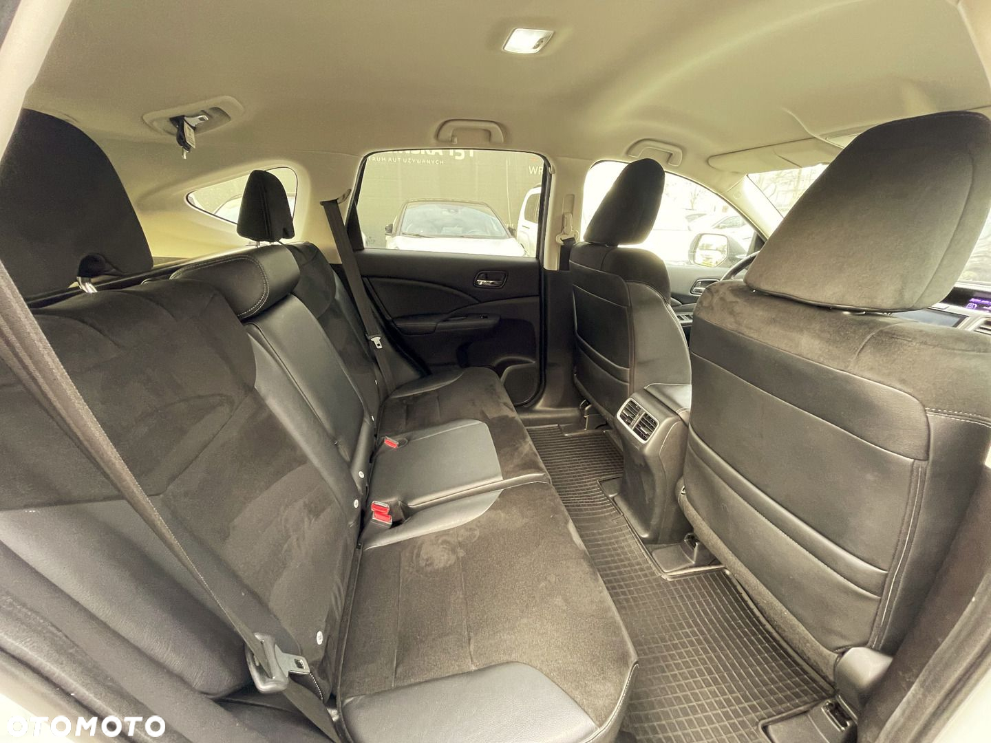 Honda CR-V - 12