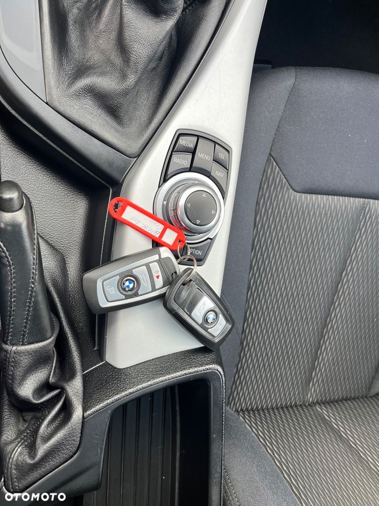 BMW Seria 1 116i Sport Line - 34