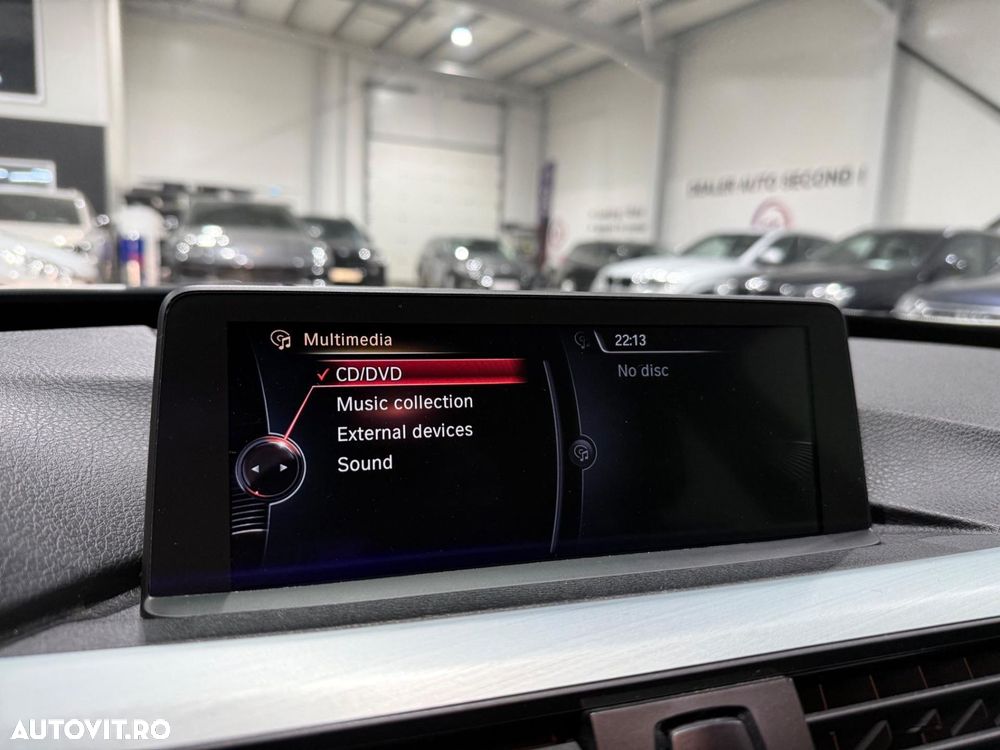 BMW Seria 3 320d Aut. Sport Line - 12