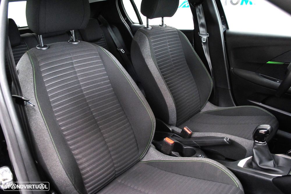 Peugeot 208 1.2 PureTech Active Pack - 25