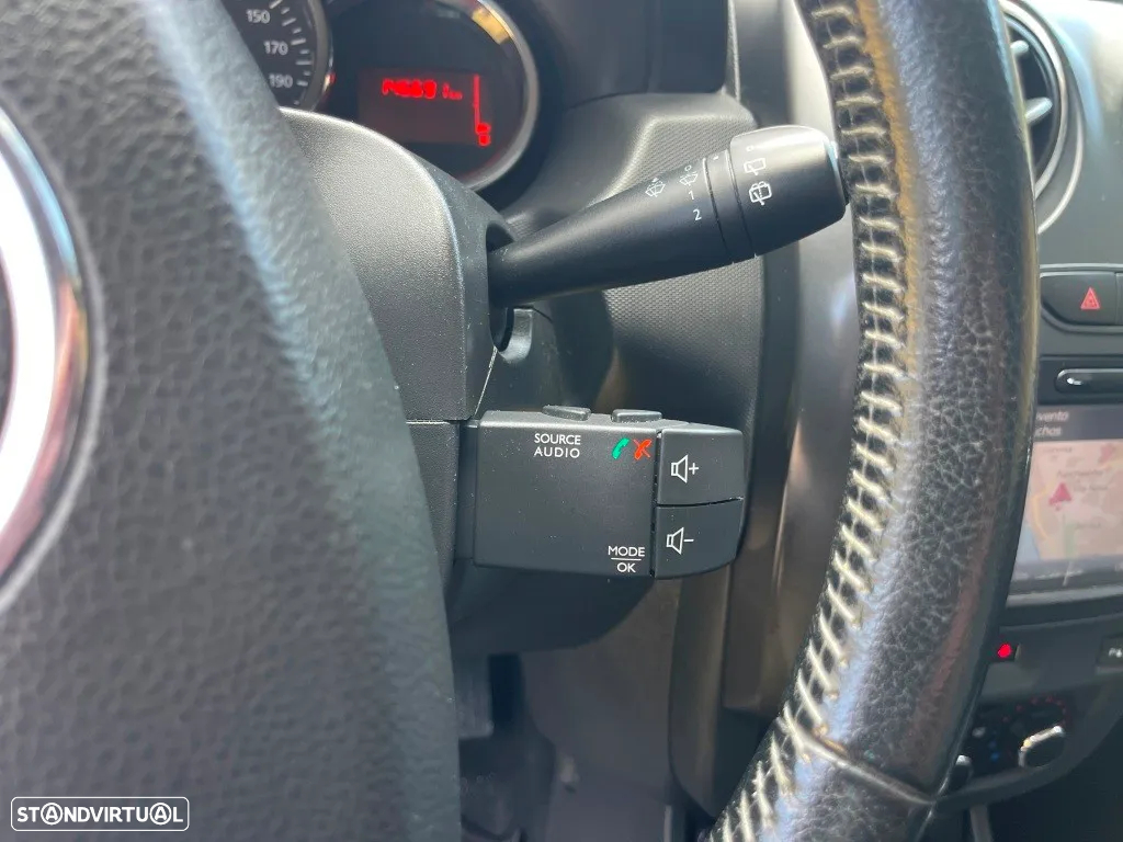 Dacia Duster 1.5 dCi SL Urban Explorer - 31