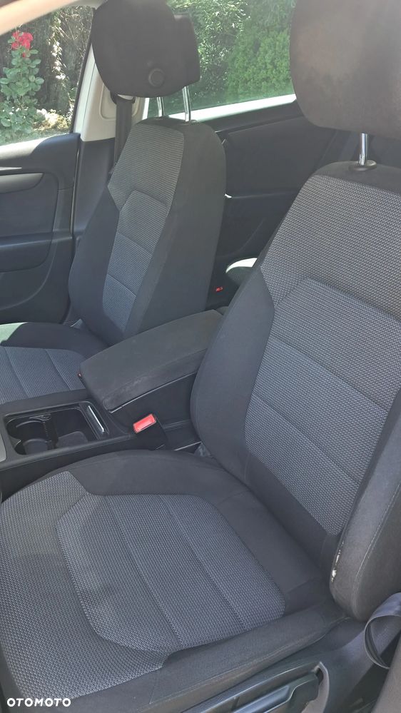 Volkswagen Passat 2.0 TDI Comfortline DSG - 10