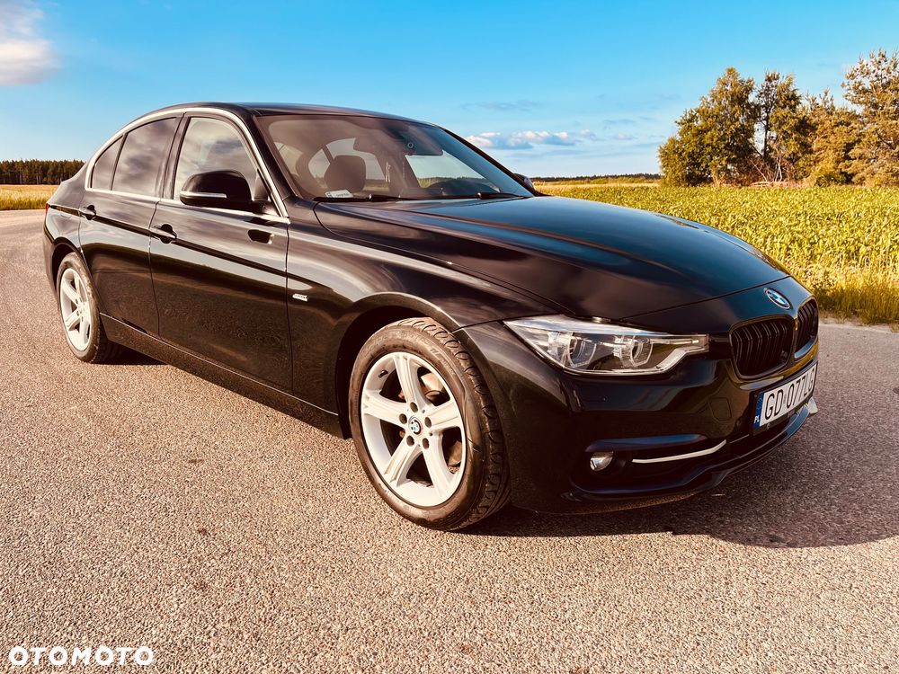 BMW Seria 3 318d Sport Line