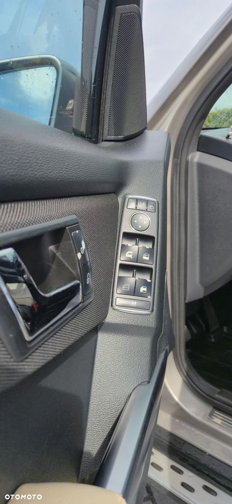 Mercedes-Benz GLK 350 4Matic 7G-TRONIC SPORT EDITION - 14