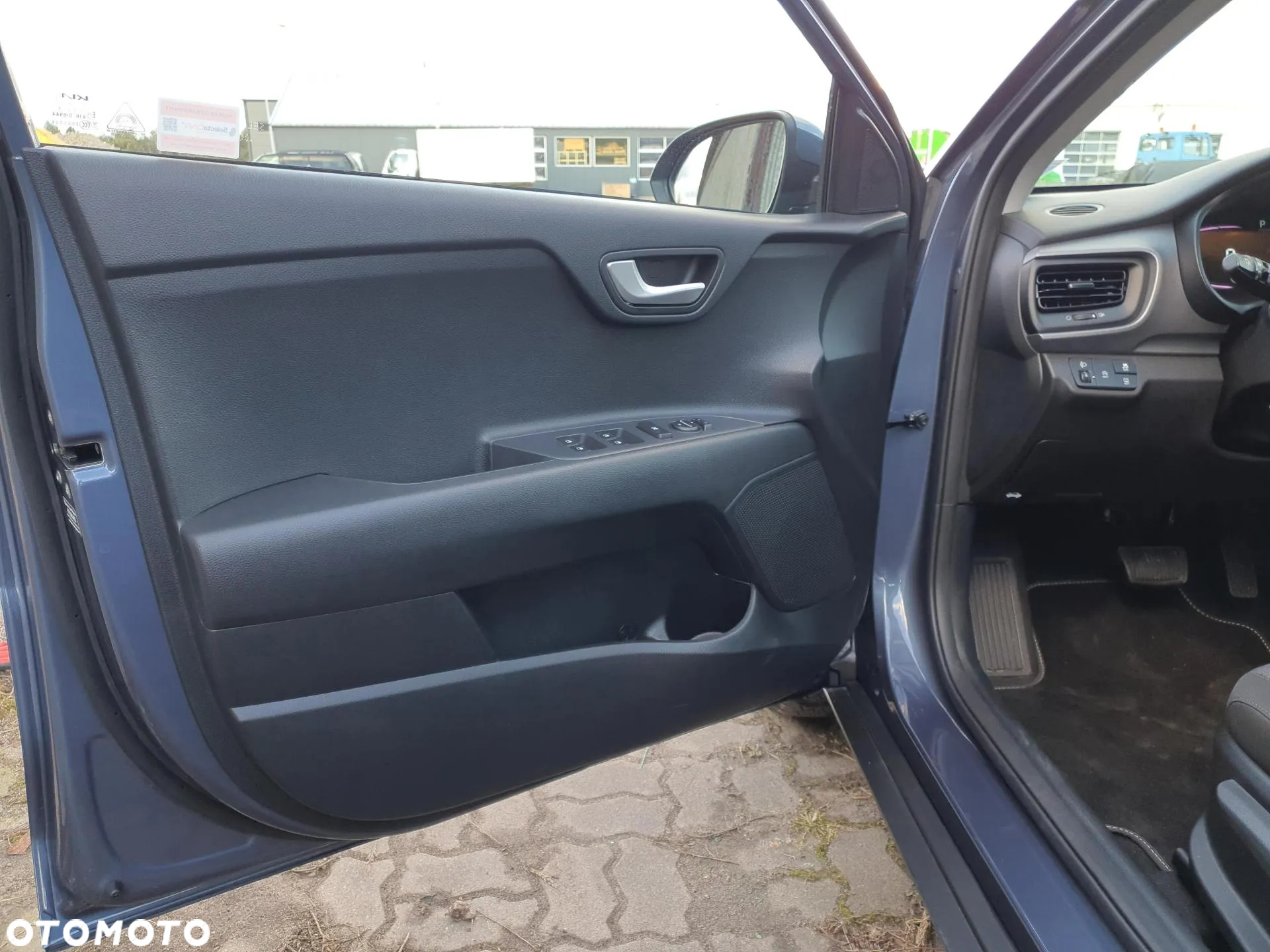 Kia Stonic 1.0 T-GDI M DCT - 10