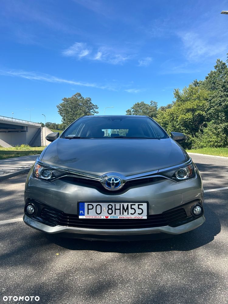 Toyota Auris Hybrid 135 Premium - 1